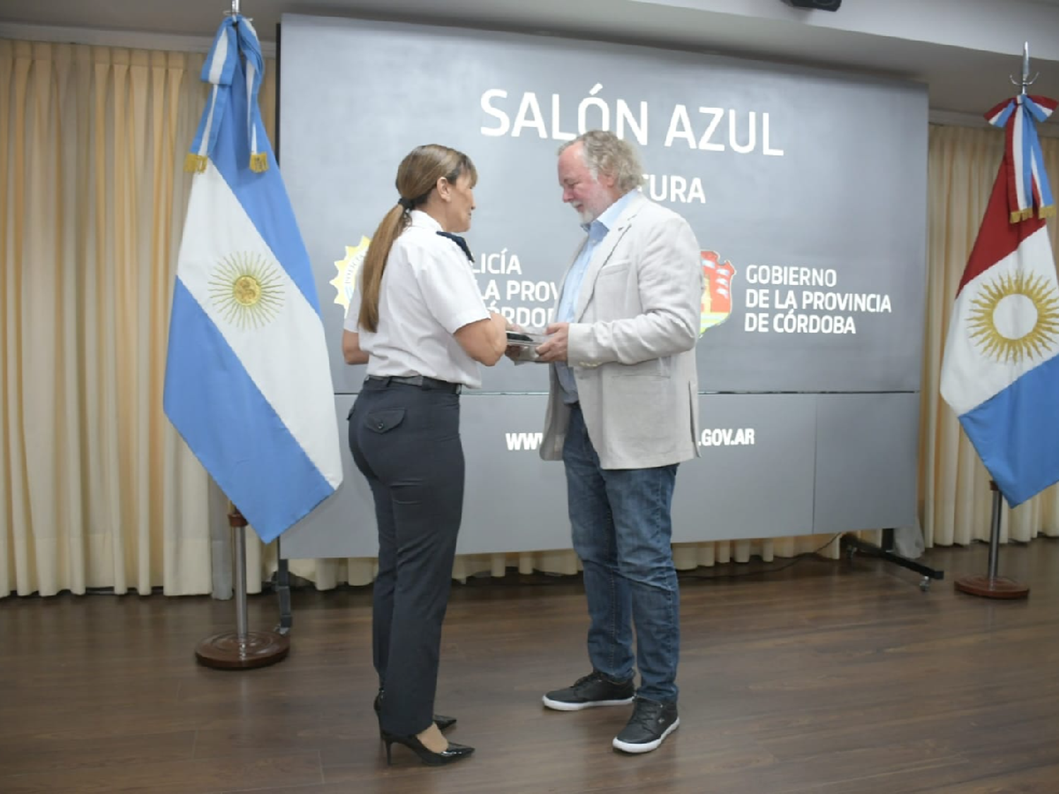 Alberione fue distinguido por la Jefa de la Policía de Córdoba