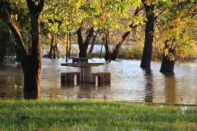 Restringido el tránsito en el Parque Unzué por el repunte del río Gualeguaychú