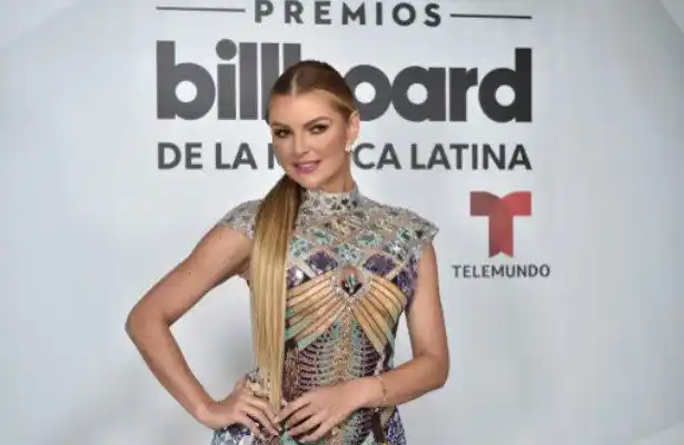 ¡Marjorie de Sousa se lleva rolo de susto!