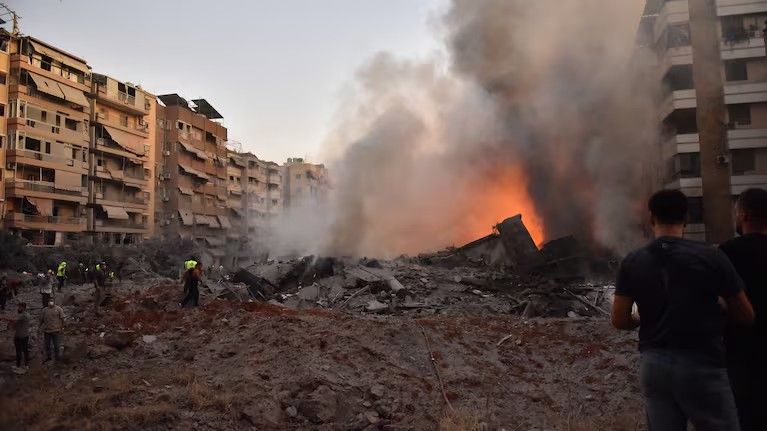 Israel lanzó un fuerte ataque contra Beirut.