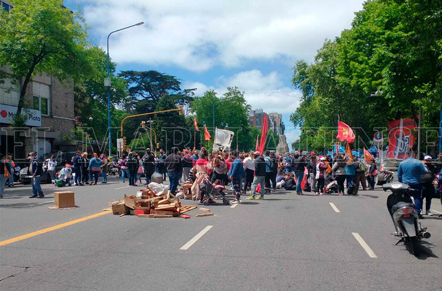 Corte y protesta: "El gobierno municipal no da las herramientas para salir a trabajar"