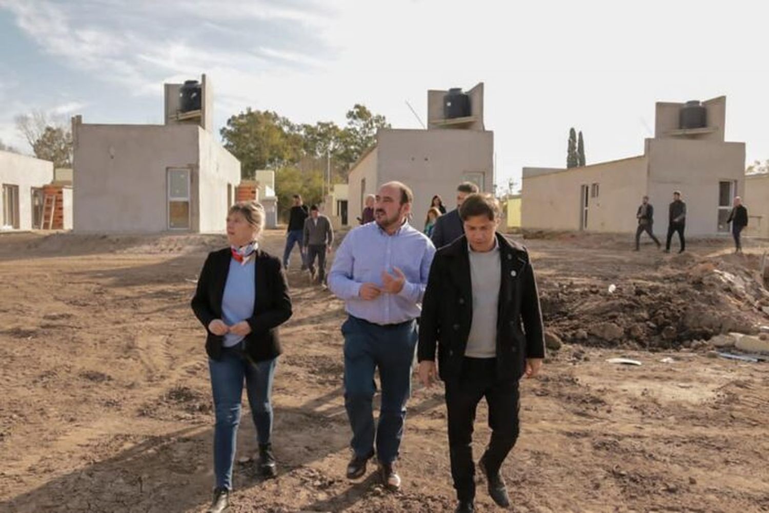 Día histórico para la localidad de Ranchos: Kicillof entrega viviendas, computadoras, una ambulancia e inaugura obras