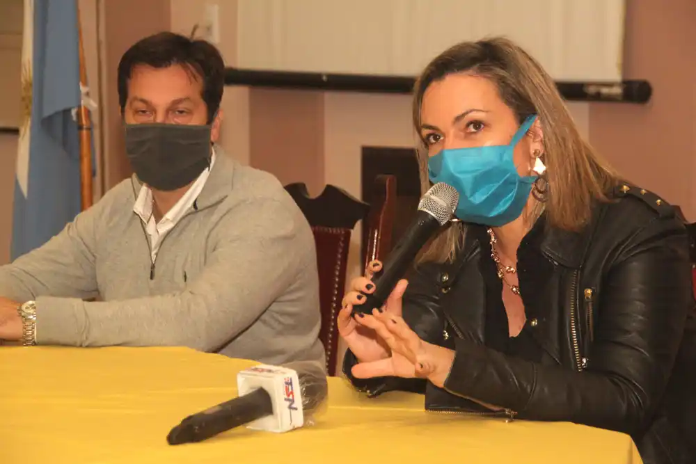«La ola de contagios todavía no se detuvo»