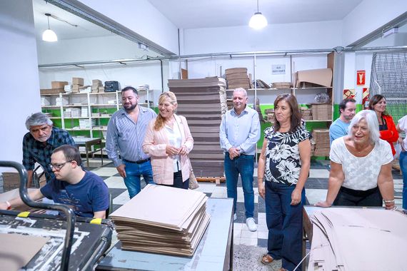 El ministro Correa, en un Taller Protegido