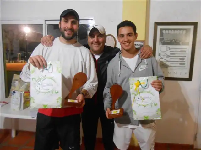 Tenis Criollo en Smash: "Copa Tienda Jazmín"
