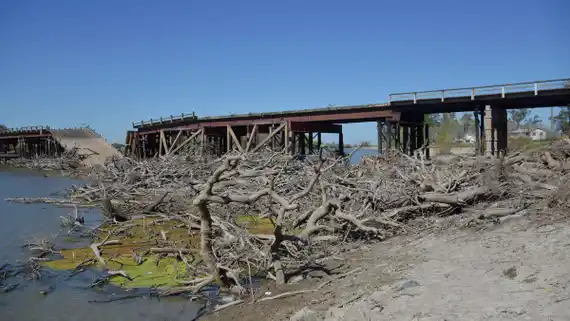 Morchio volvió a pedir que reparen el Puente Pellegrini