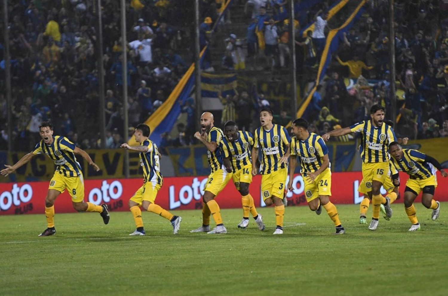 Rosario Central venció por penales a Racing y enfrentará a River en semifinales