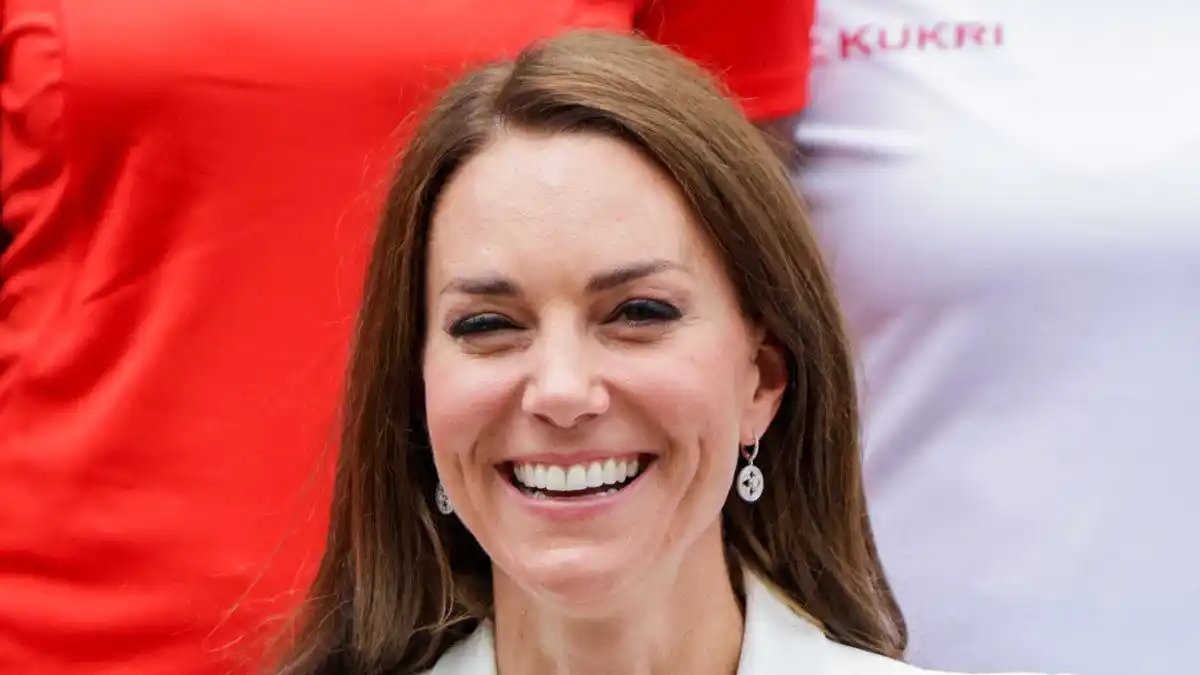 Kate Middleton deja el hospital tras su operación «abdominal»