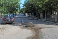 Vecinos del Falucho 22 reclaman que la cooperativa nunca hizo el asfalto que estaba previsto en el barrio
