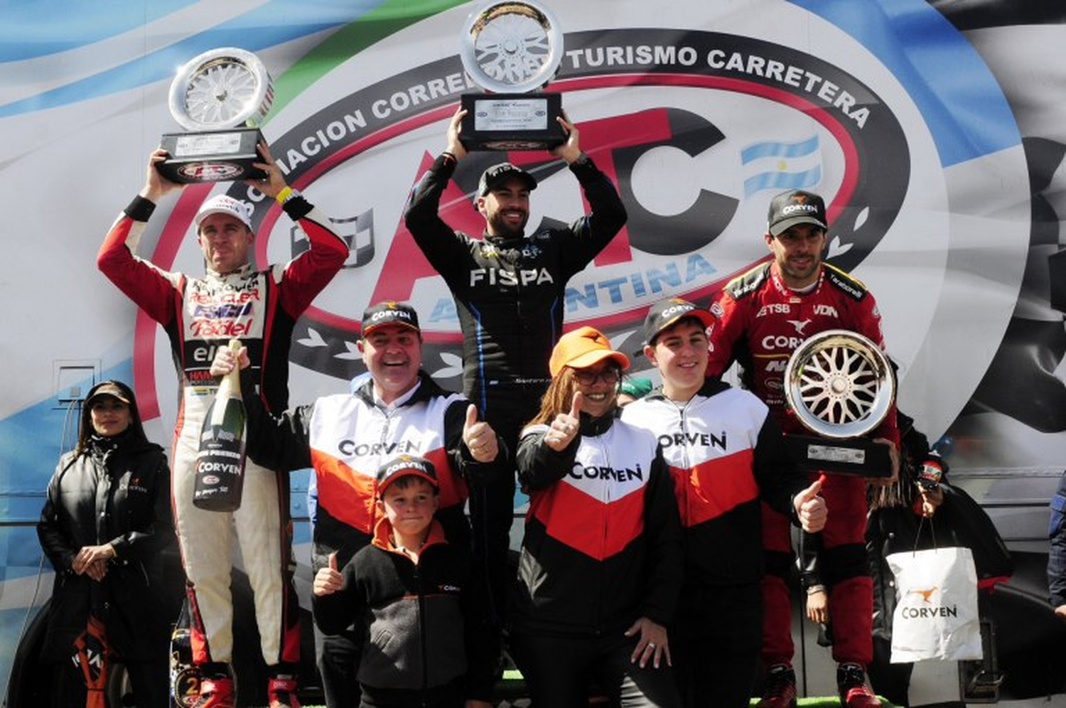 El podio de la final de Turismo Carretera en San Luis