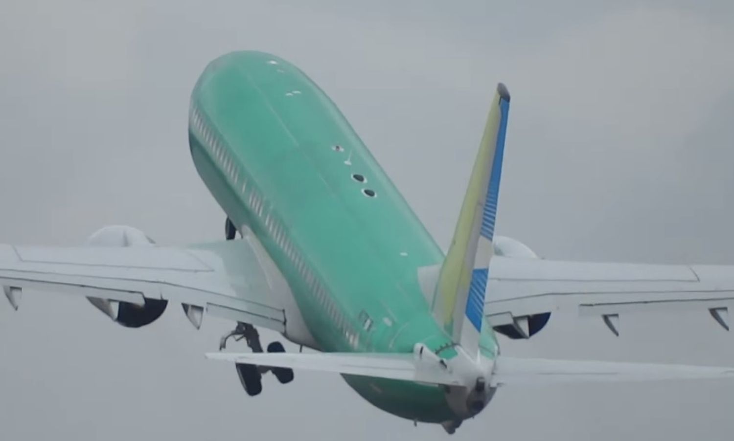 [Video] Primer vuelo del Boeing 737-800 LV-FUB de Aerolíneas Argentinas