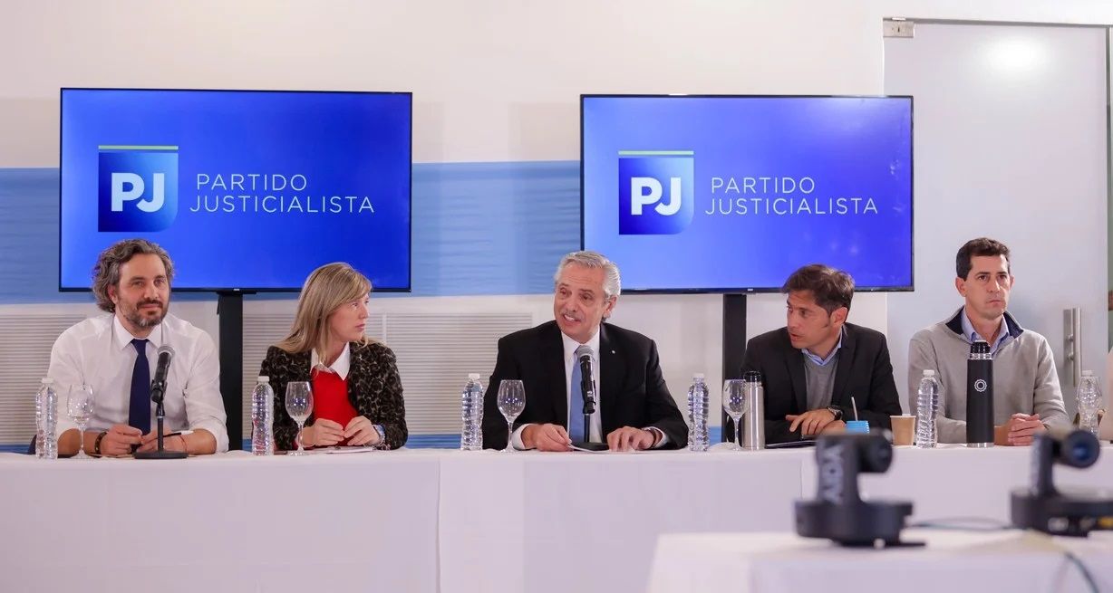 Tras el anuncio de Alberto Fernández, el PJ convocó a un congreso para el 16 de mayo