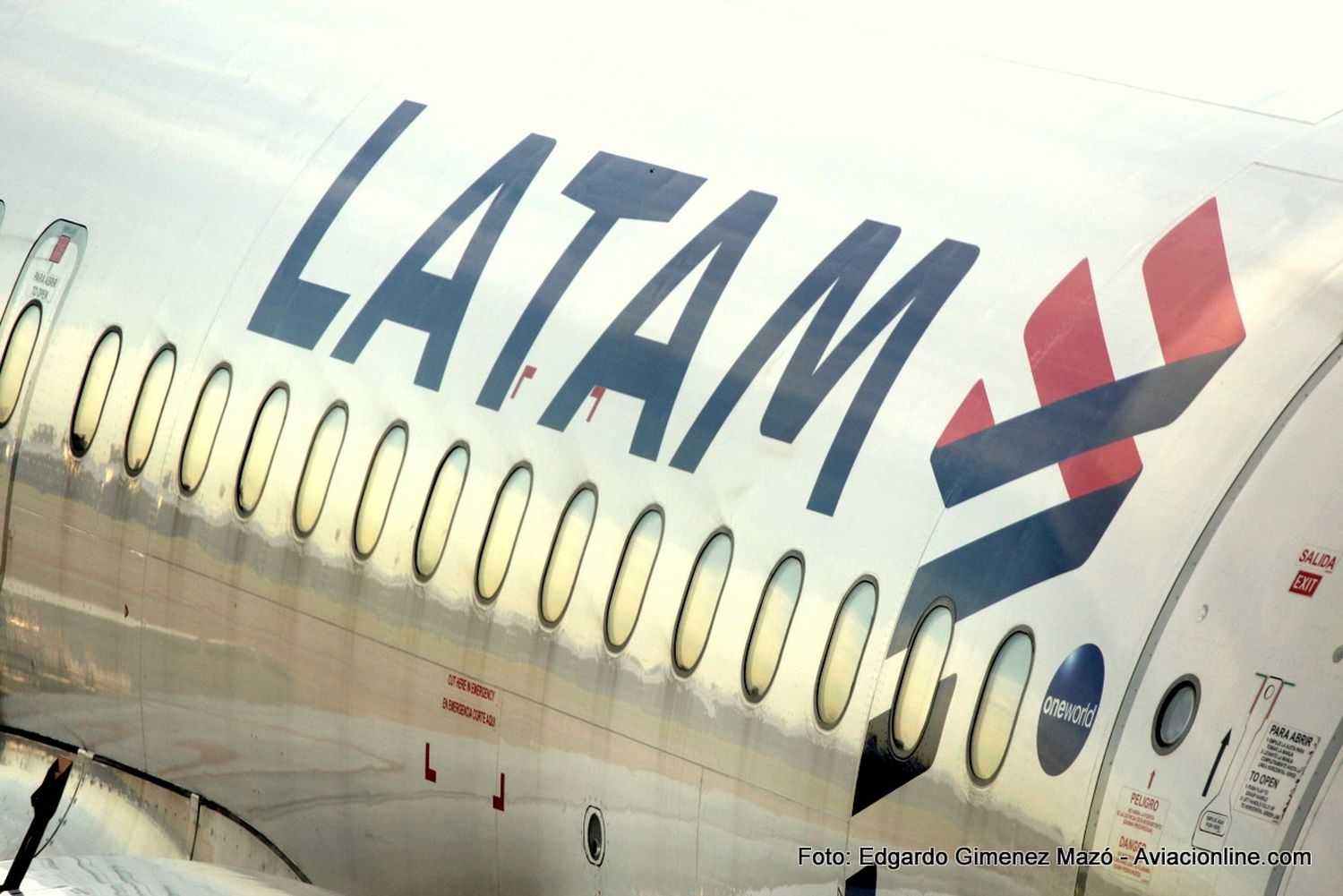 LATAM incorporates 3 Airbus A321neo from Air Lease Corporation