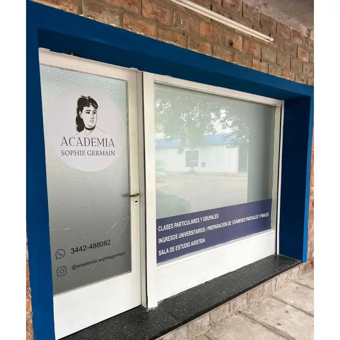 La academia se encuentra ubicada en Segundo Gianello 105.