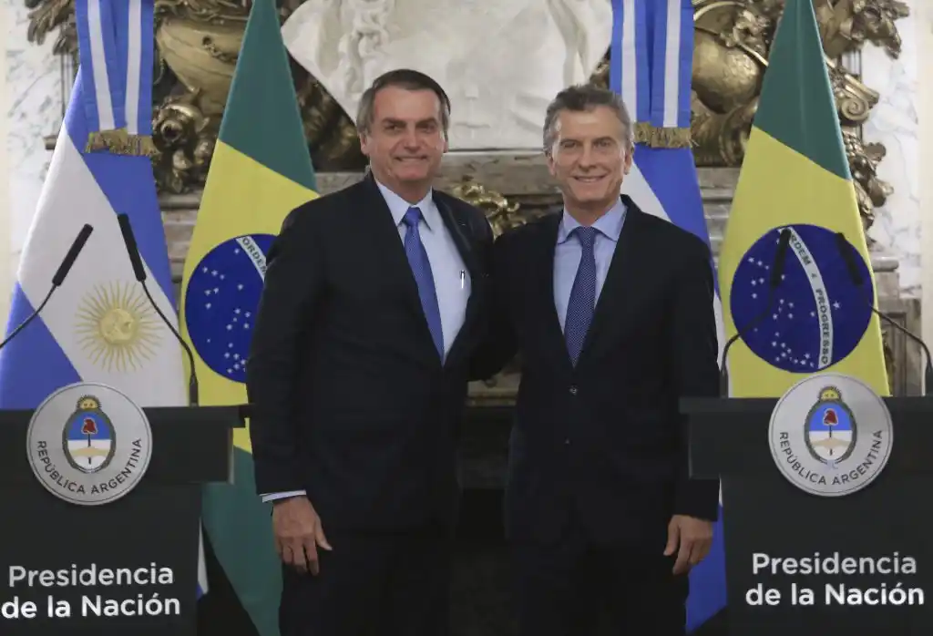 Macri recibió el respaldo de Jair Bolsonaro y firmaron acuerdos