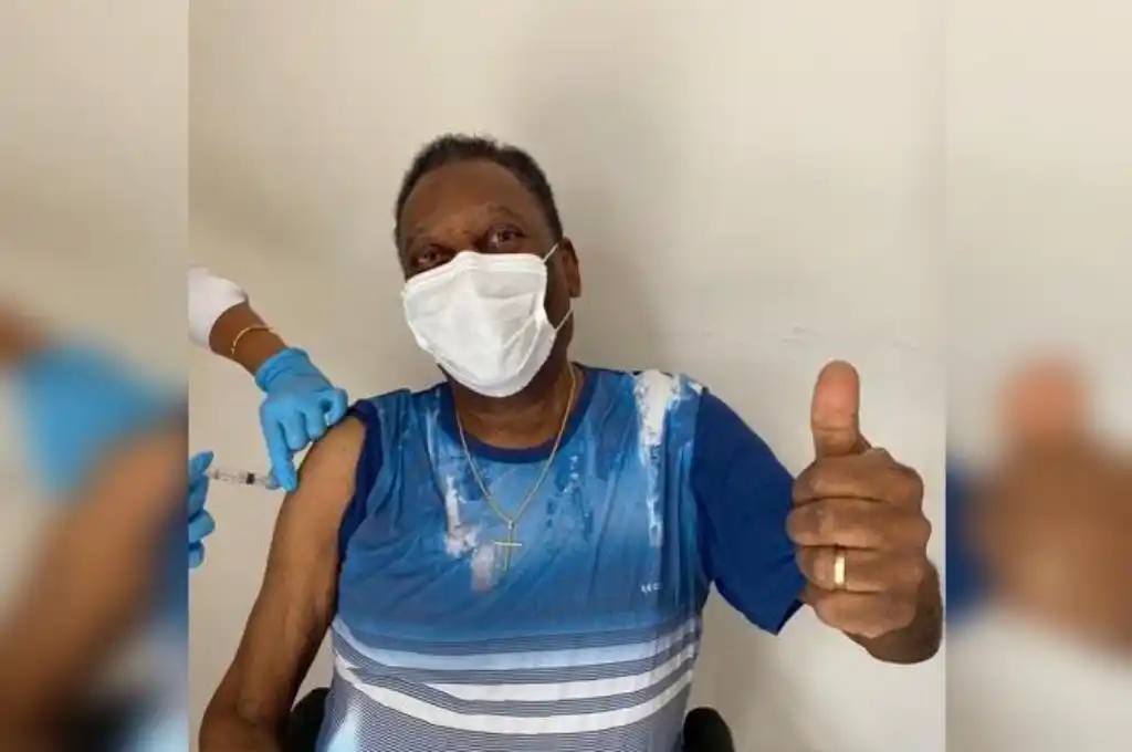 Pelé se vacunó contra el coronavirus