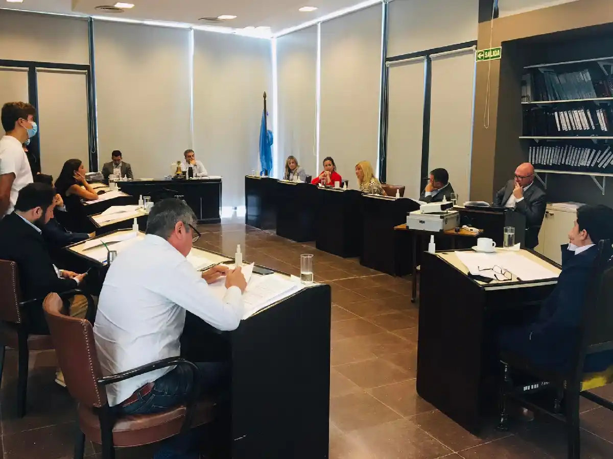 García Aresca, autorizado a tomar  licencia para asumir en el Congreso  