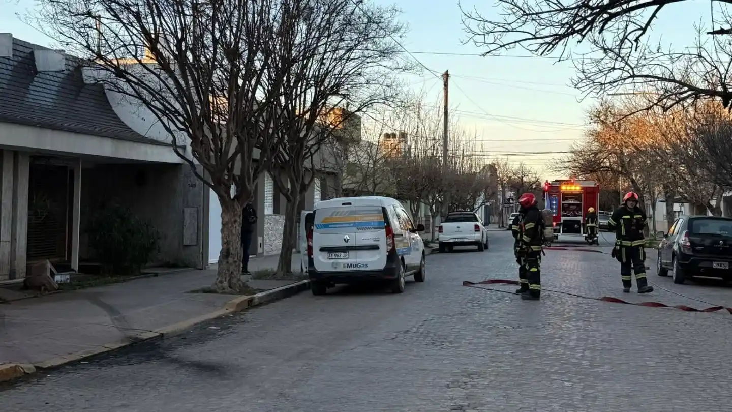 Fuga de gas obligó a intervenir a bomberos y Emugas