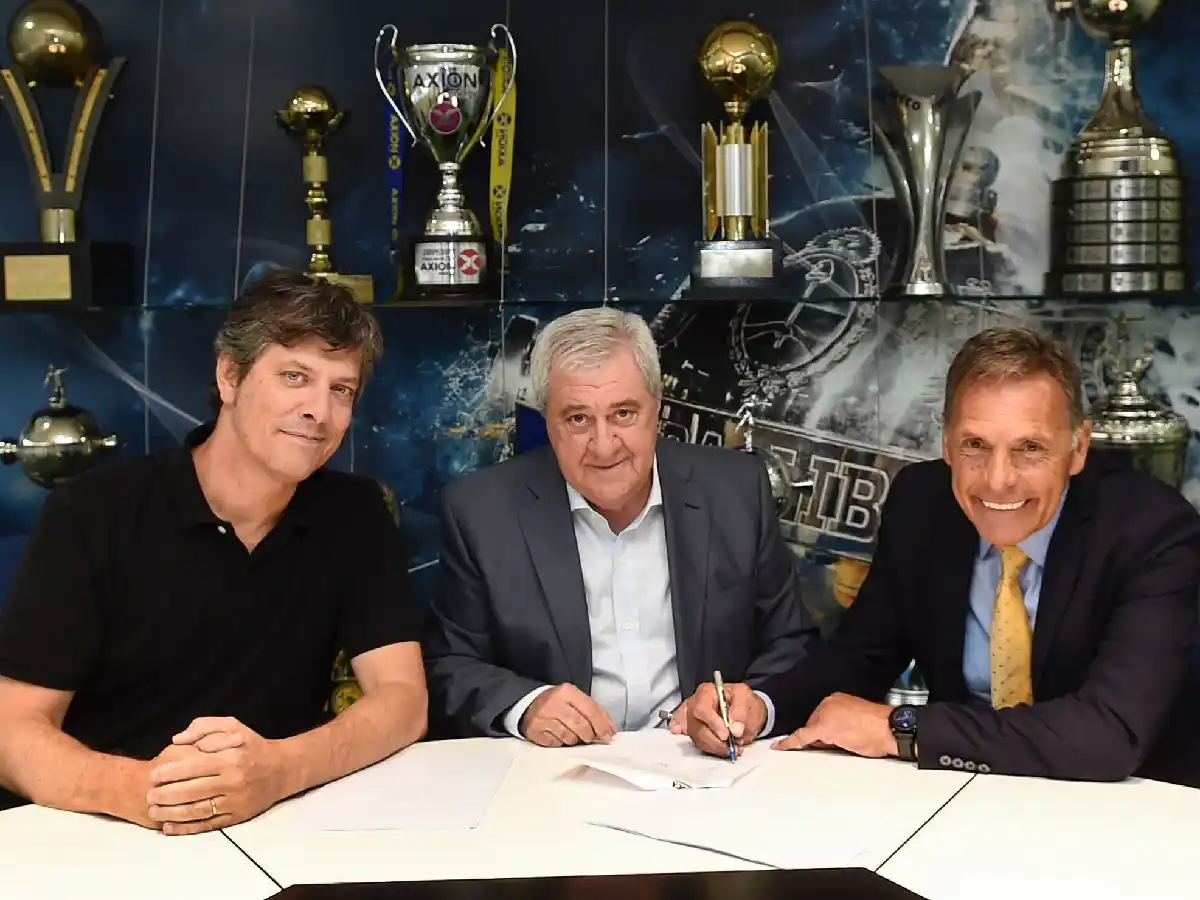 "Ojalá me toque ganar la copa y festejar en La Bombonera", se esperanzó Russo