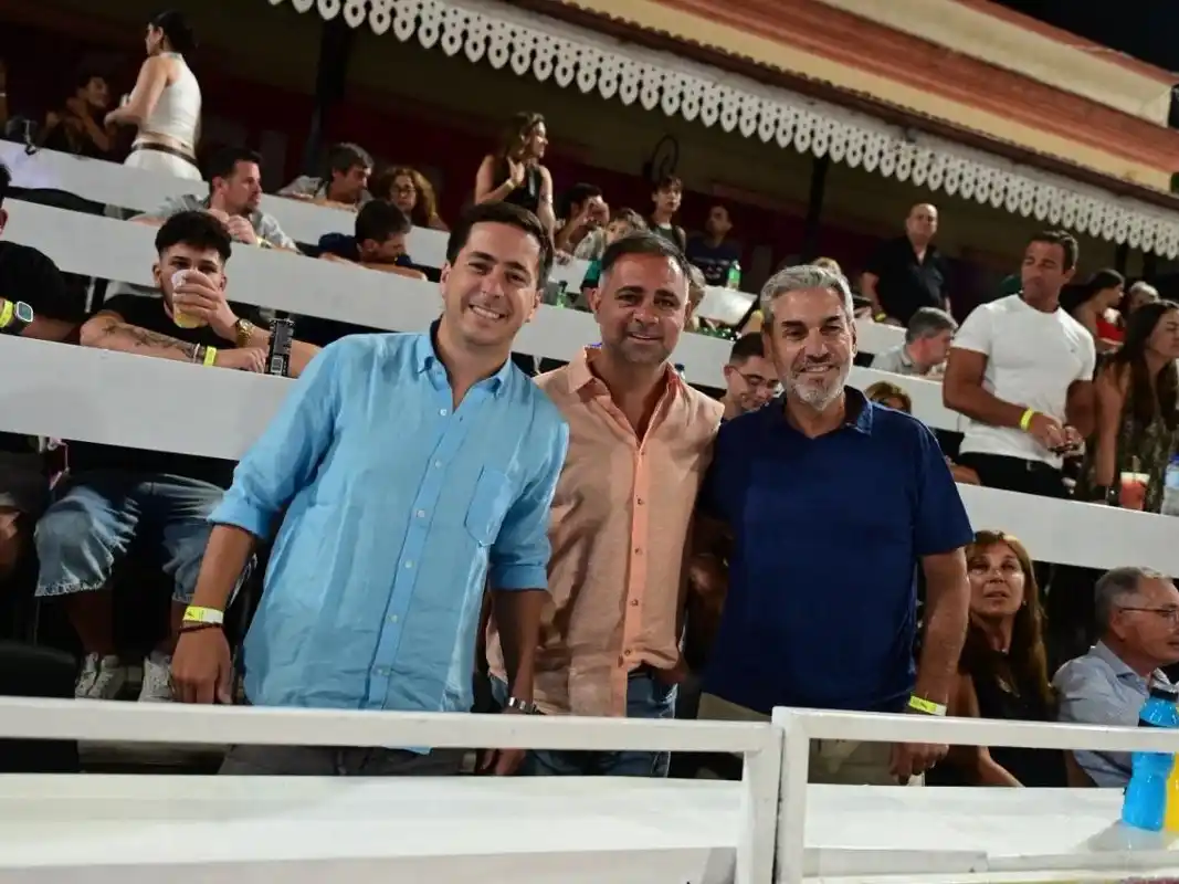 El intendente Davico junto a Mauricio Colello y Fabián Boleas