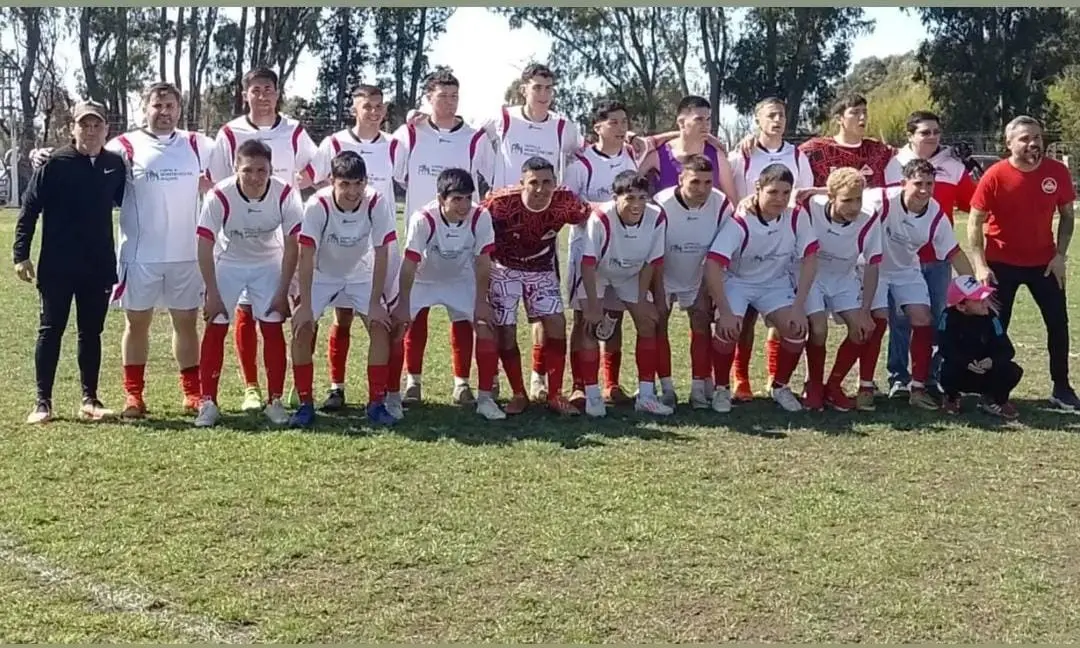 Alumni es el campeón de Cuarta