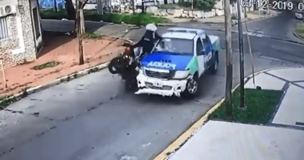 Berni quiere menos palazos de patrulleros y lanza un curso de capacitación para choferes de la Policía