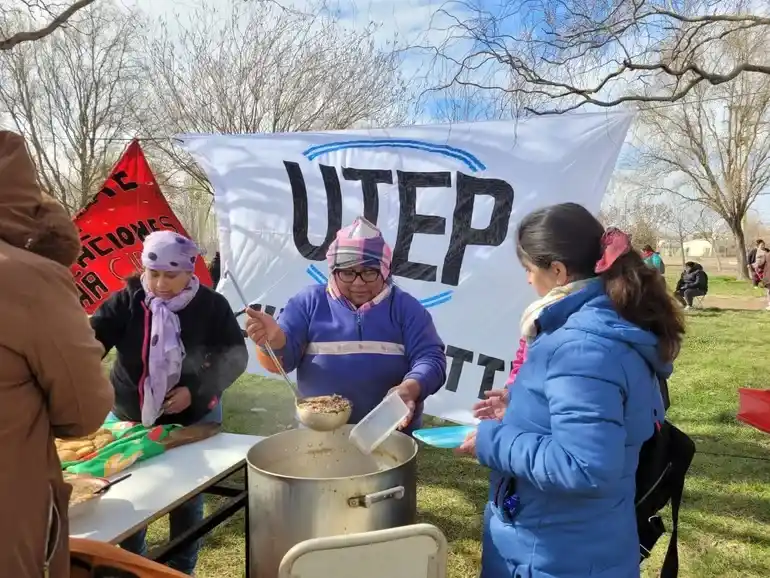 Jornada Nacional de Lucha en Chascomús contra la baja del VAT y la derogación de la Ley de Tierras