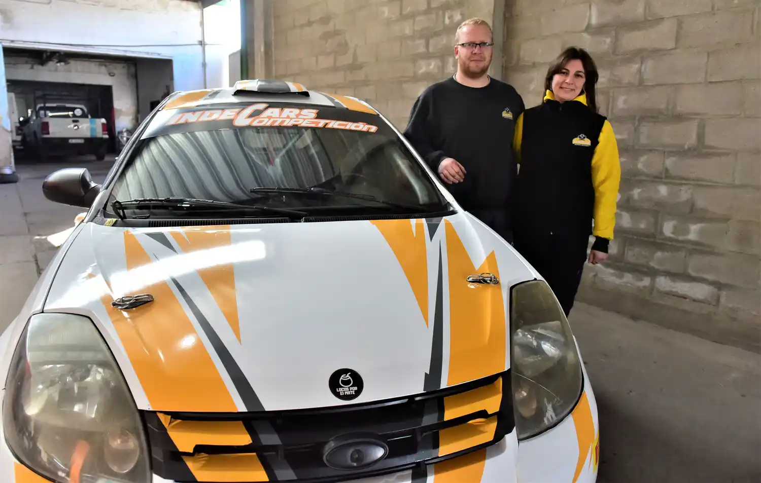 Con un Ford Ka propio, Sofia y Javier correrán el Rally de San Francisco.