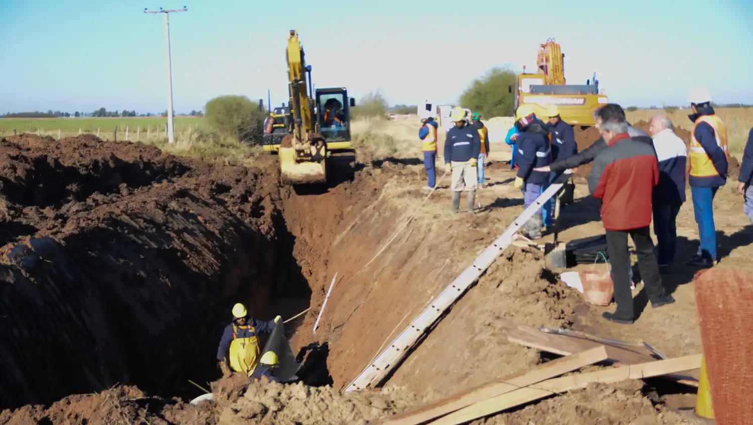Continúa mejorando el acceso al agua potable y cloacas en el centro santafesino