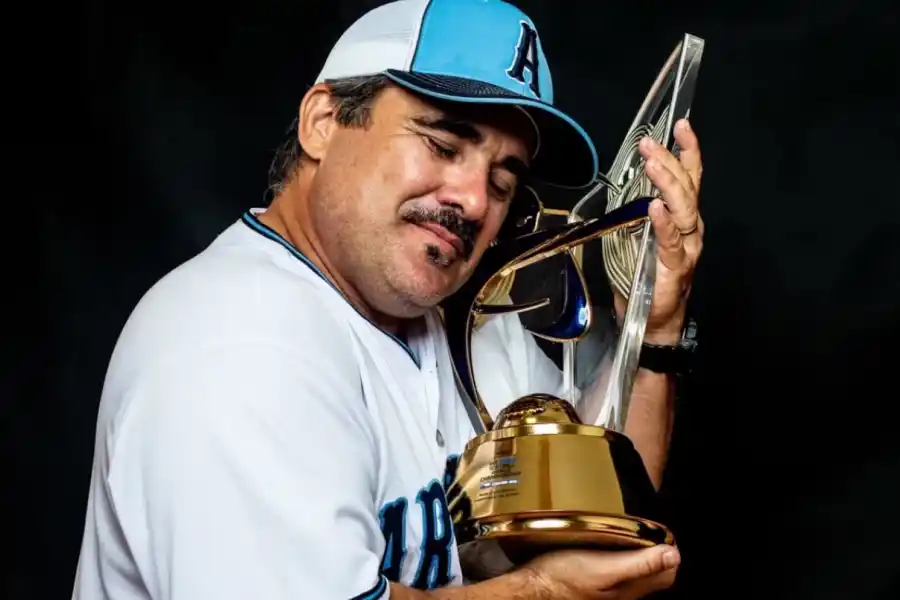 Julio Gamarci fue campeón del mundo como DT de la selección argentina de softball. (Foto: World Basebal Softball Confederation).