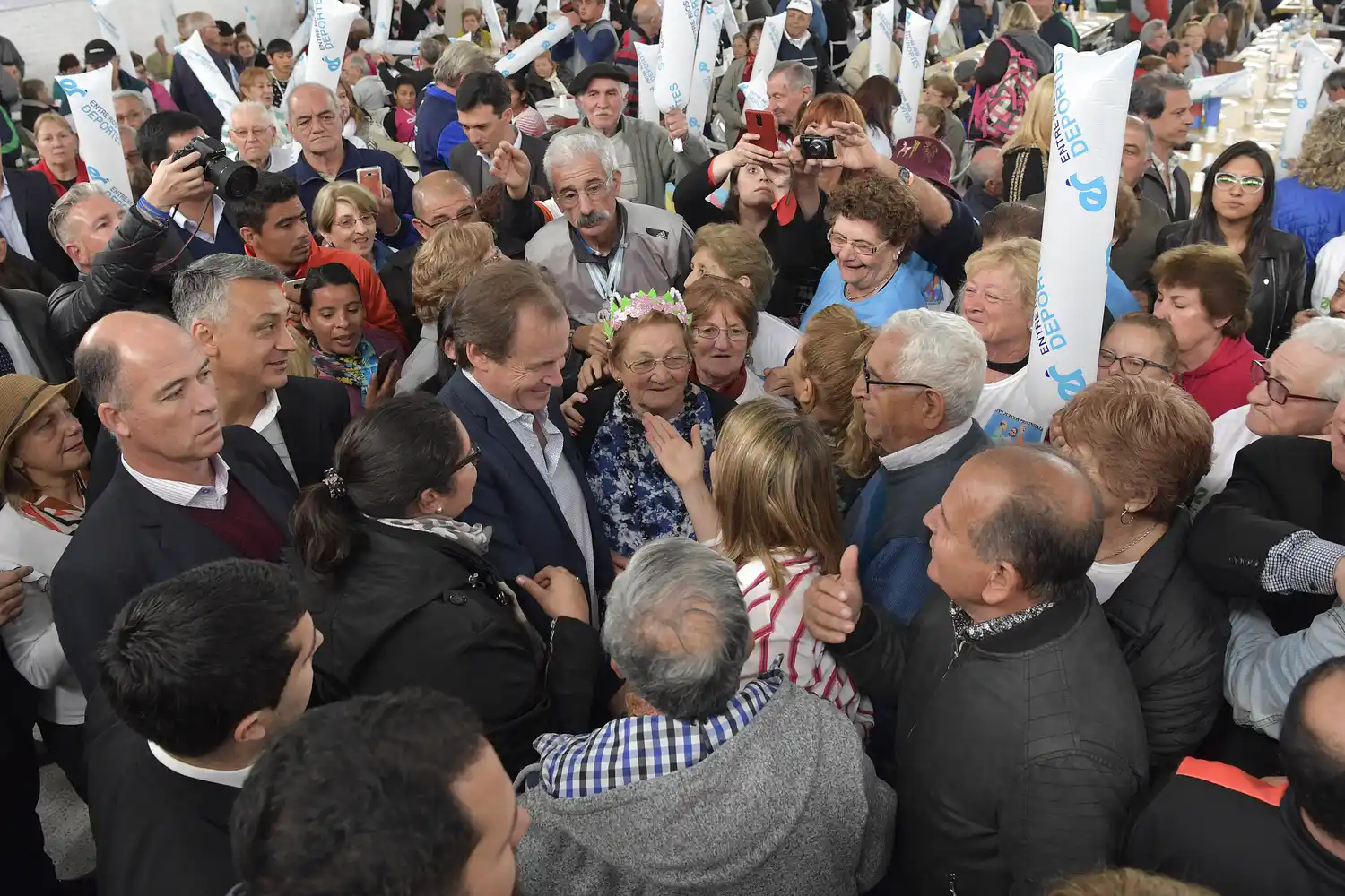 El Gobernador expresó la necesidad de “proteger a la población más vulnerable”