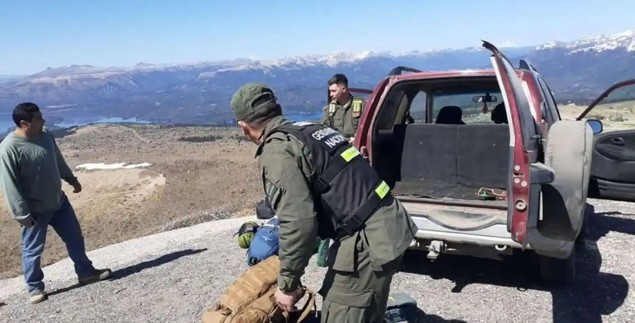 Detuvieron a tres chilenos que transportaban municiones y ropa de camuflaje