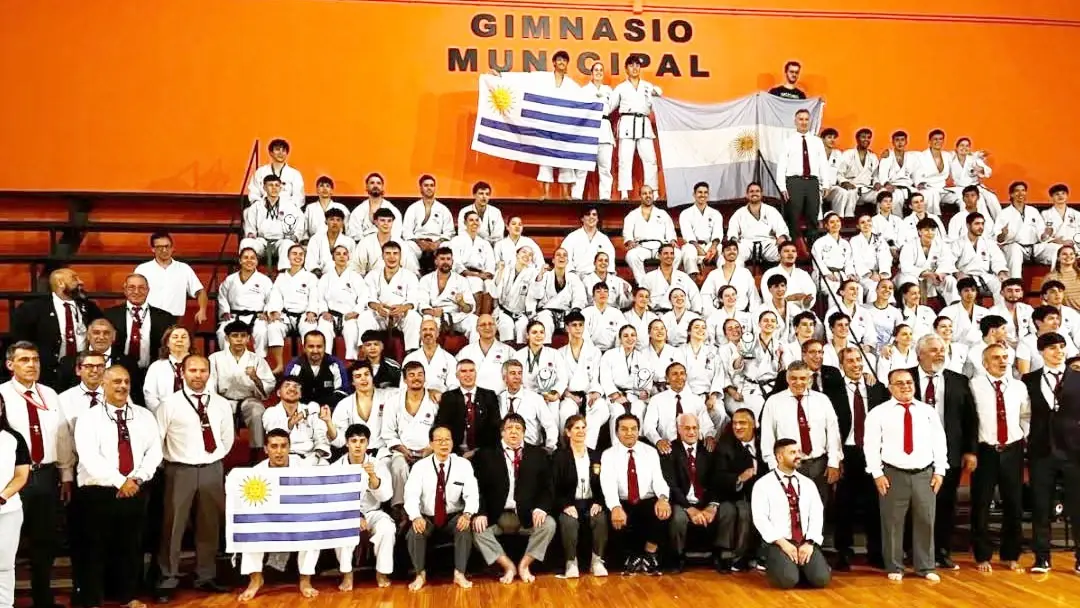 El Gimnasio Municipal fue sede de una nueva edición del Torneo Rioplatense de karate
