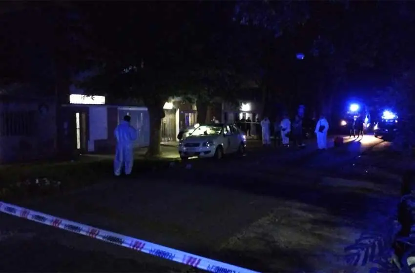 Conmoción en barrio Tablada: dos hombres fueron asesinados a balazos mientras se trasladaban en un taxi de San Lorenzo