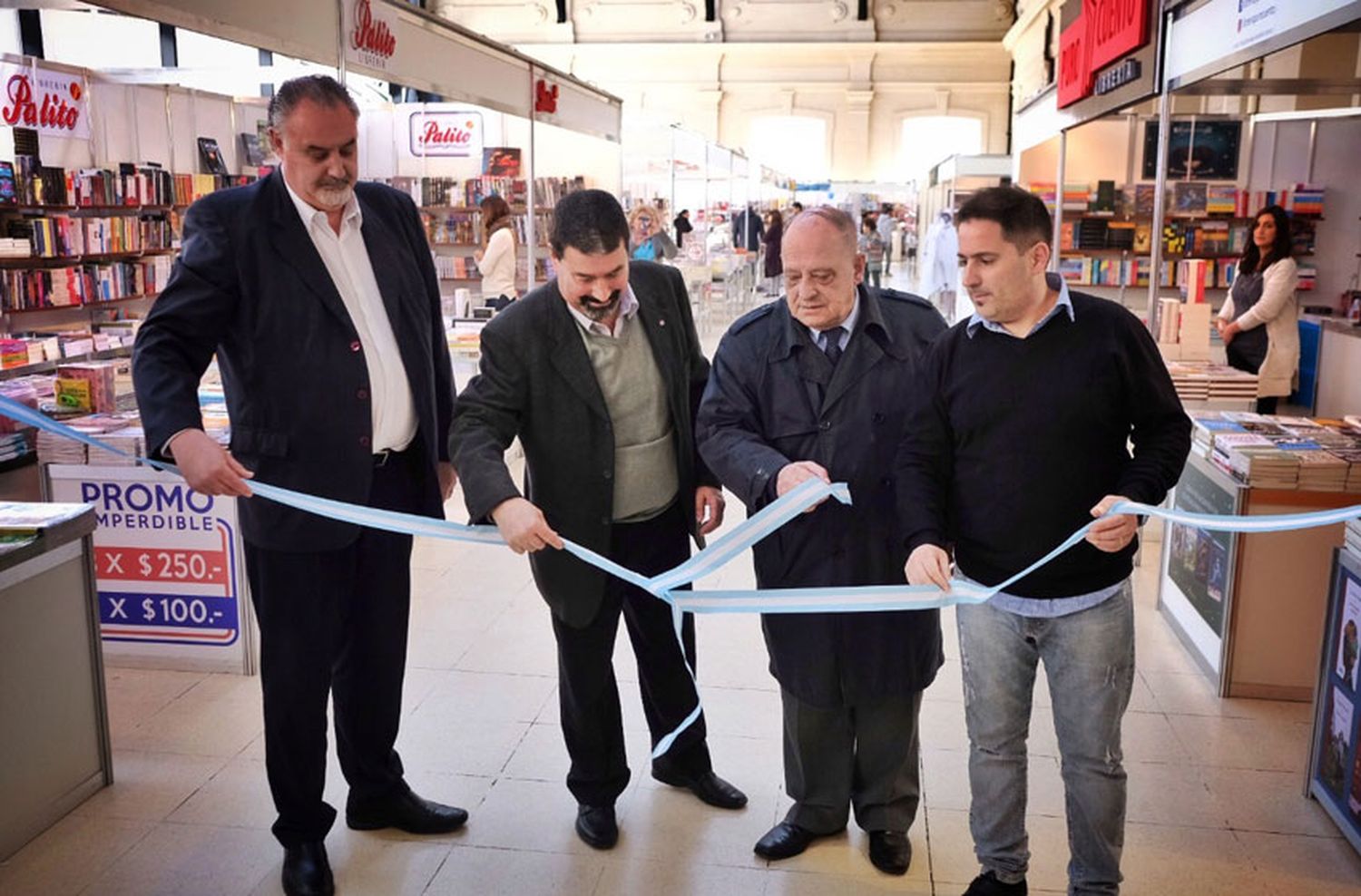 Se inauguró la 14° feria del libro Mar del Plata Puerto de Lectura