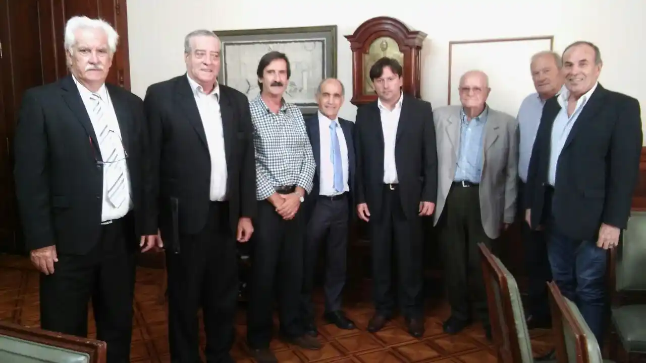 El reclamo por la tarifa social llegó a la Gobernación de la Provincia