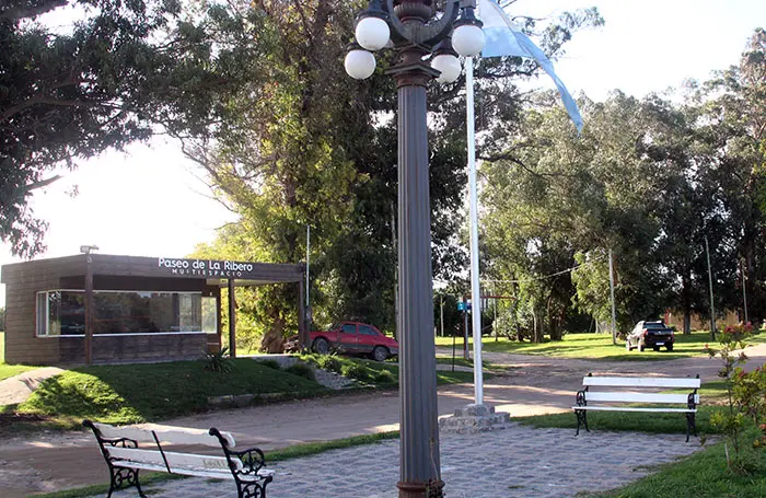 La ribera se consolida como paseo turístico