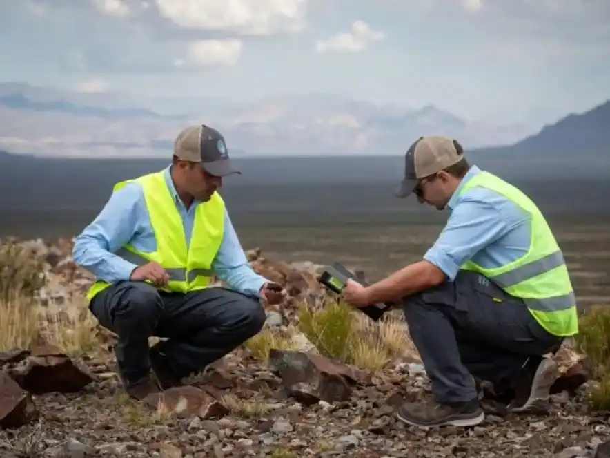 El nuevo modelo exige controles fuertes, transparencia y comunidades protagonistas.