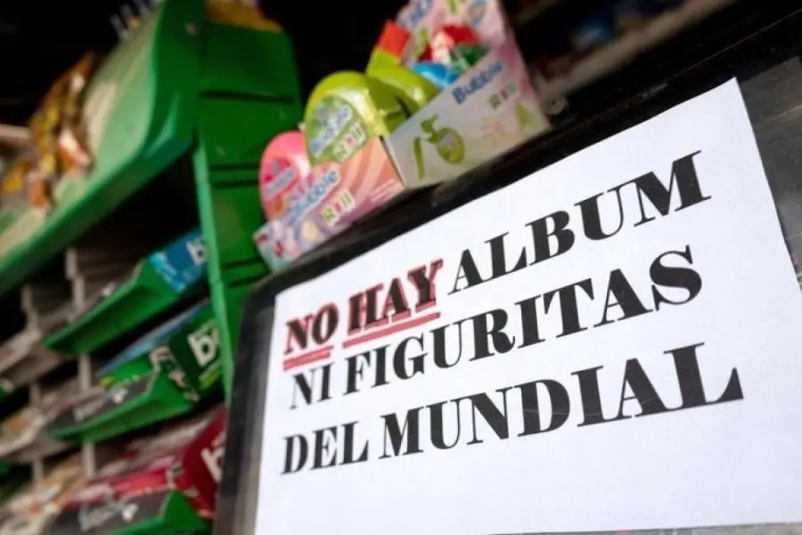 El boom por las figuritas del Mundial: faltante, protestas y una gran demanda