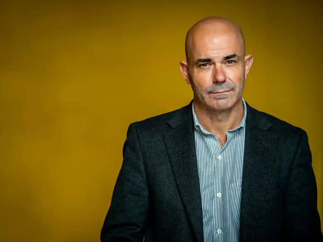 Eduardo Sacheri es uno de los escritores más reconocidos de Argentina