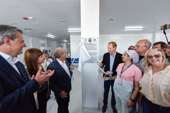 “Fortalecemos la salud pública con obras  públicas y más derechos”