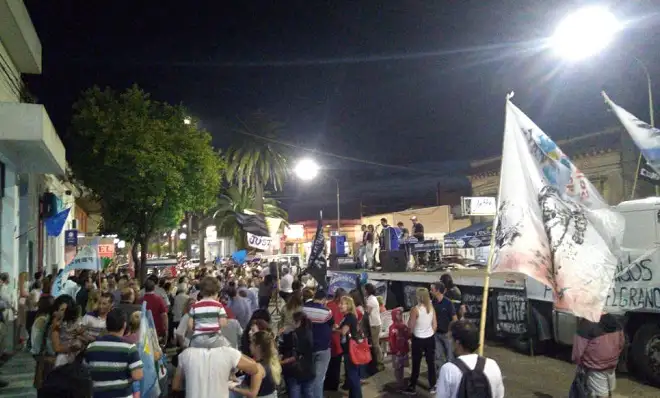 Ya están Urribarri, Solanas y Huss para el acto del kirchnerismo en la ciudad