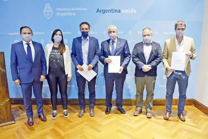 LA NACI�N A TRAVES DEL ENOHSA GARANTIZA EL DERECHO AL AGUA EN EL CHACO SALTE�O