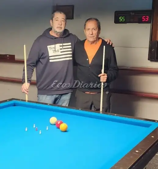 Finalistas de izq. a der. José Luis Dindart y a su lado el campeón, Mario García
