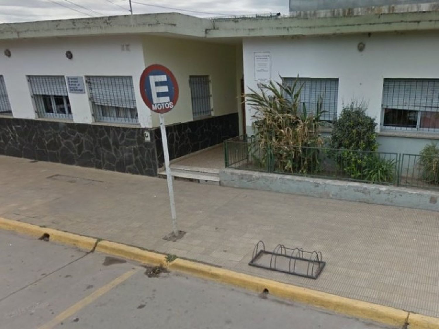 La Escuela de Enfermería de Venado Tuerto funciona en las instalaciones de la Escuela N° 968, en Colón y Francia. Foto: Gentileza