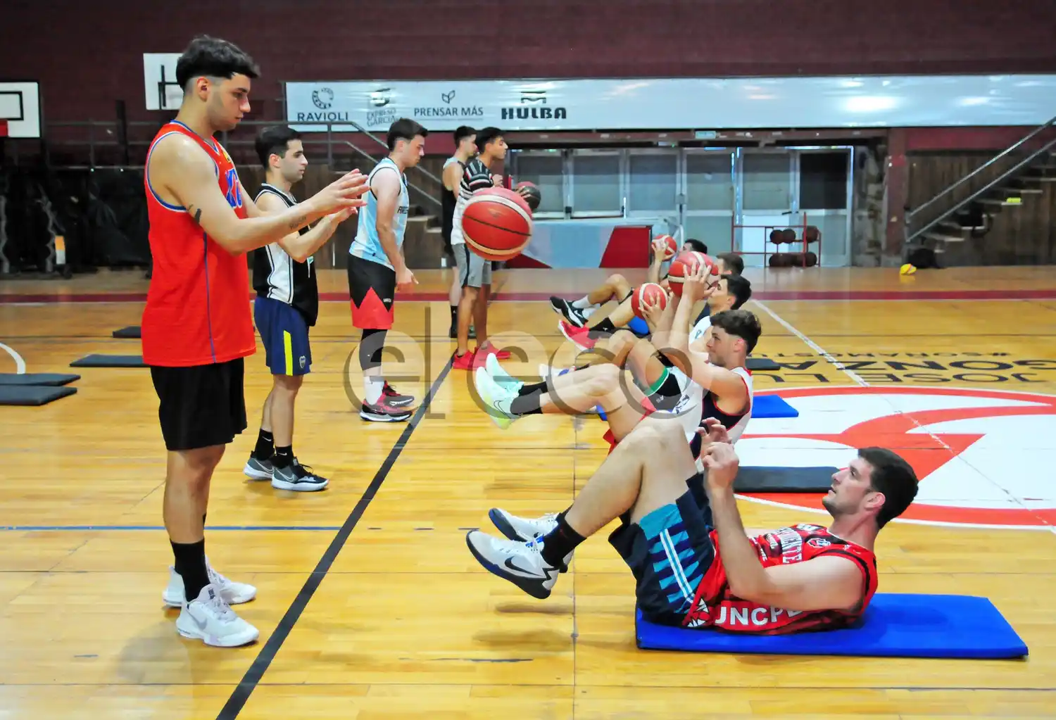 Independiente se prepara para la Liga Federal.