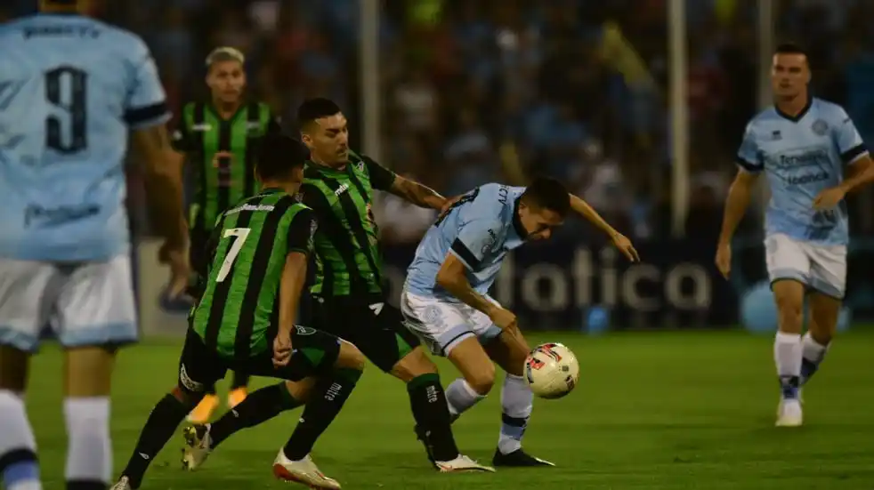 Belgrano ganó de local y quedó como único puntero