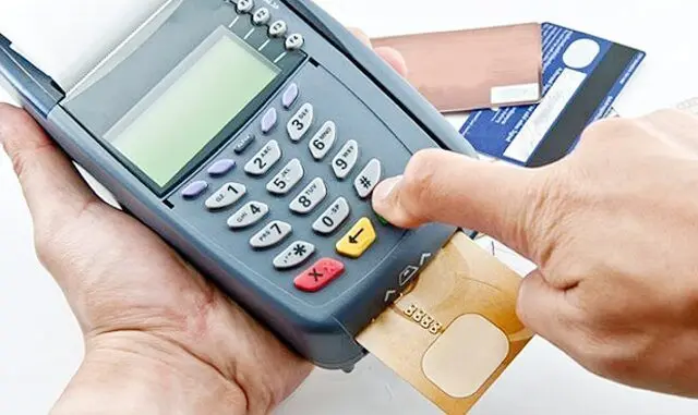 Cambia forma de pagar con tarjeta y proyectan que no sea necesario presentar DNI