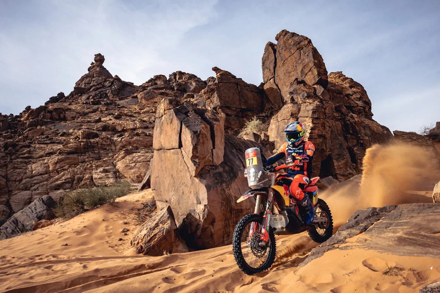 Benavides mantiene la ilusión en motos.