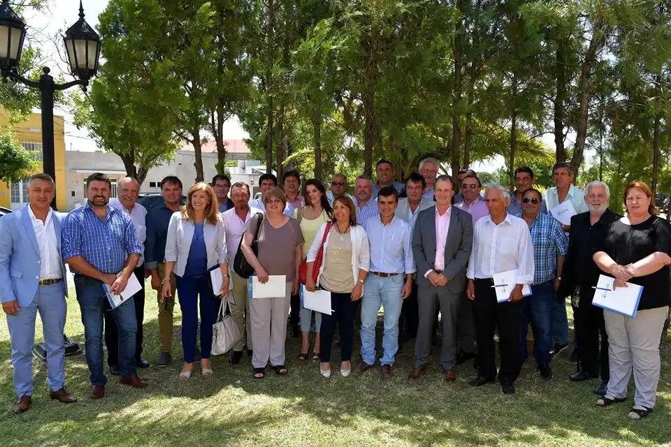 Bordet encabezó en María Grande la última reunión del año de la Liga de Intendentes Justicialistas